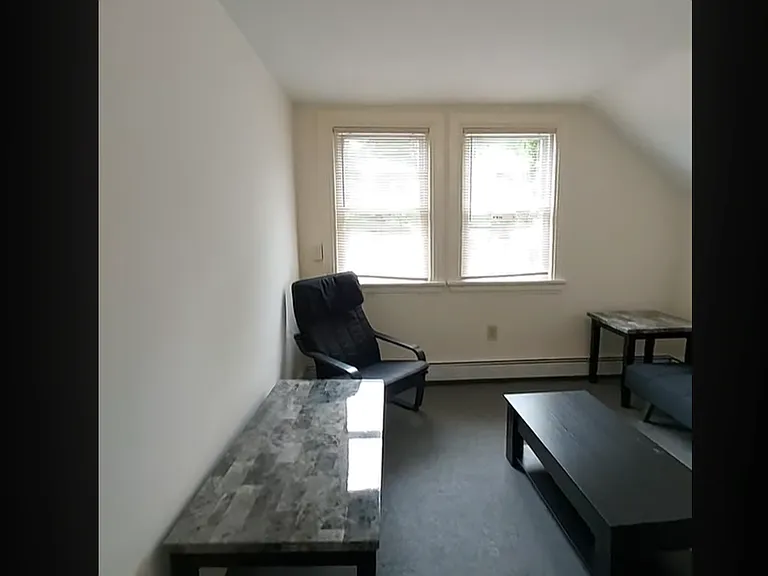 125 Highland Pl #4 — Photo 14