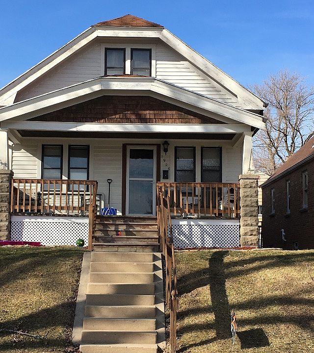 1st image of 1928 E Fernwood Ave