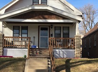 1928 E Fernwood Ave, Milwaukee, WI 53207