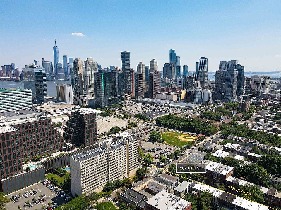 1st image of 202 8th St
