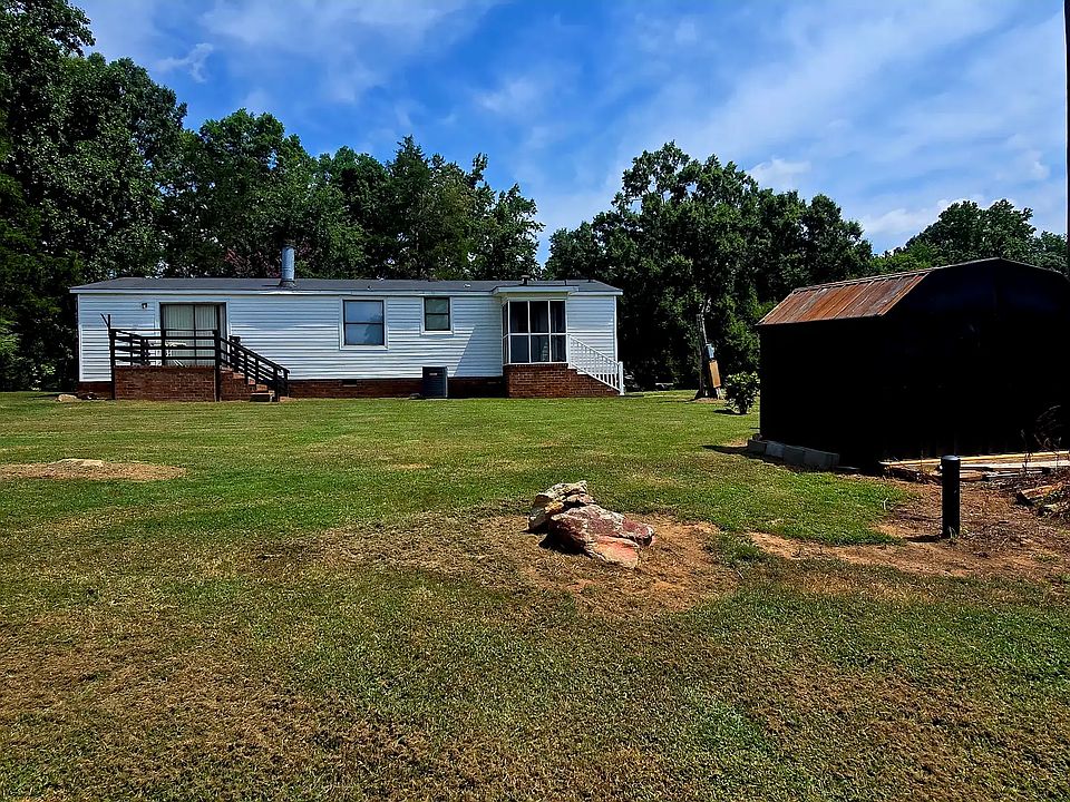 1st image of 308 W Chapman Rd