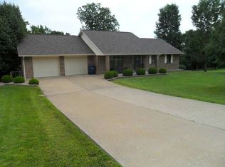 6419 Village Rd, Jefferson City, MO 65101