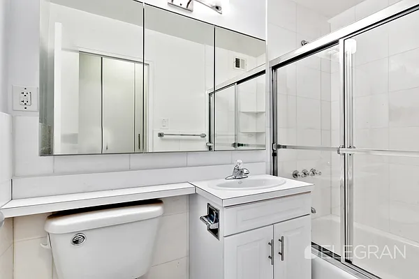 Rented by (Legacy) Elegran | media 8