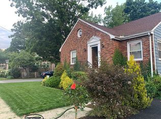 61 Melrose St, Melrose, MA 02176