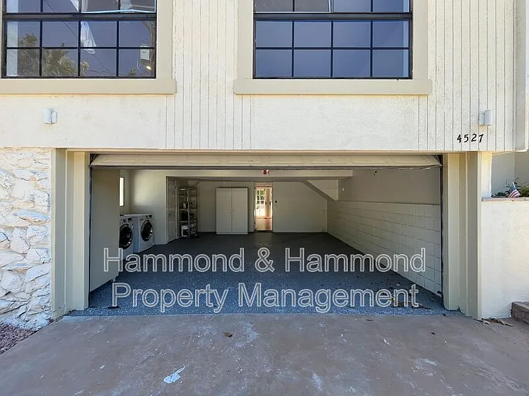 4527 Stark Ave — Photo 40