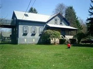 729 Bark St, Swansea, MA 02777