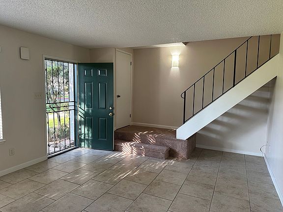 3rd image of 8895 Salmon Falls Dr APT B