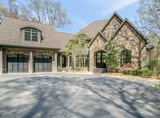 507 Kitty Hawk Ln, South Haven, MI 49090