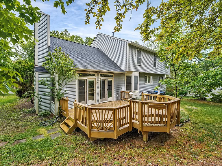 4287 Exeter Dr — Photo 48