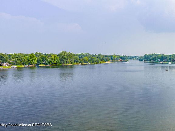 4th image of 9331 W Scenic Lake Dr