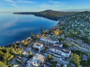 5118 Cordova Bay Rd #302, Saanich, BC V8Y