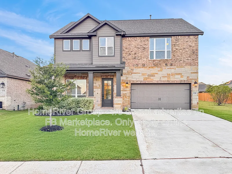 5 bed, 3.5 bath, 2489 sqft, $2,395 — Photo 1