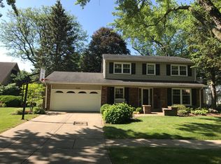 1228 Jane Ave, Naperville, IL 60540