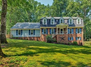7230 Beach Rd, Chesterfield, VA 23838