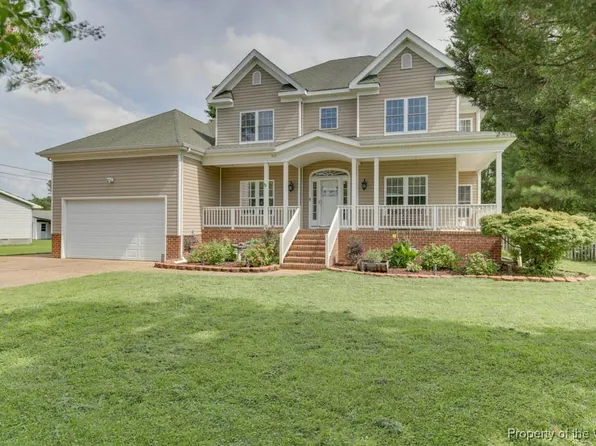 822 Railway Rd, Yorktown, VA 23692