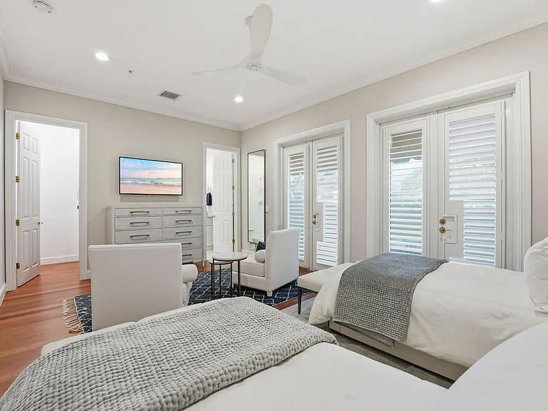 921 Osceola Dr #2 — Photo 8