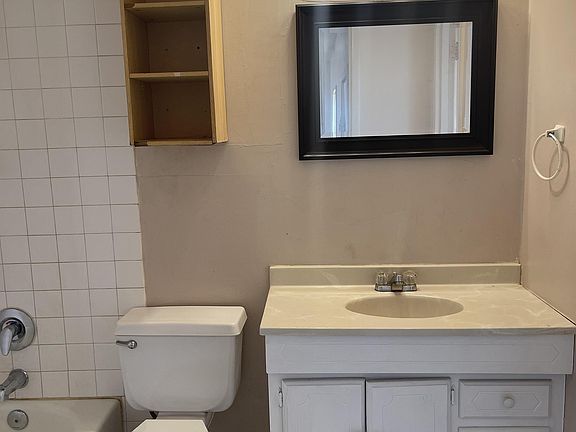 2nd image of 1382 Mimosa Dr