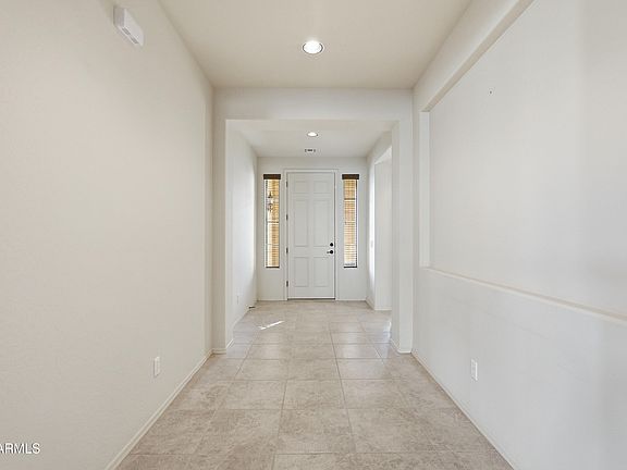 5th image of 32 W ASTER Drive