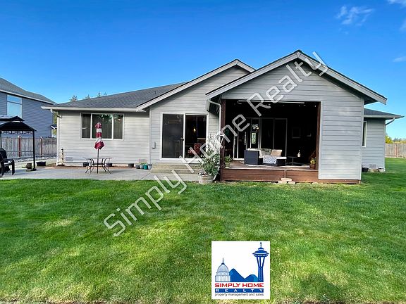 5th image of 8113 52nd Ave NE