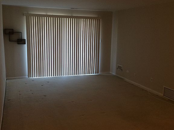 2nd image of 7502 Farmingdale Dr APT 401