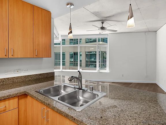 2nd image of 1080 Park Blvd Unit 302