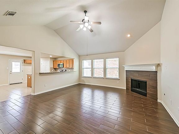 4th image of 2967 Winter Berry Court