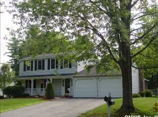 5341 Strawflower Dr, North Syracuse, NY 13212