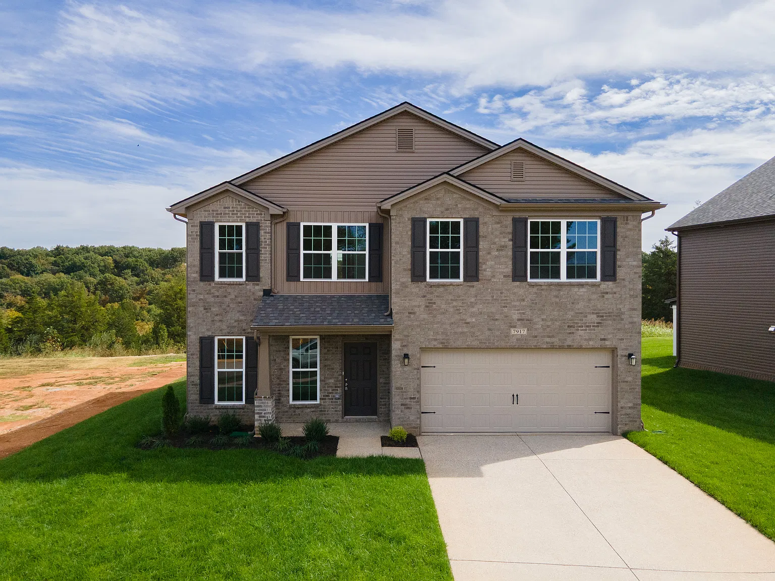 4 bed, 2.5 bath, 2350 sqft, $2,449 — Photo 1