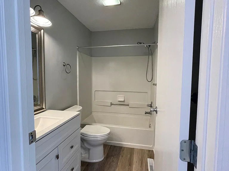 1697 Ridgebury Dr — Photo 16