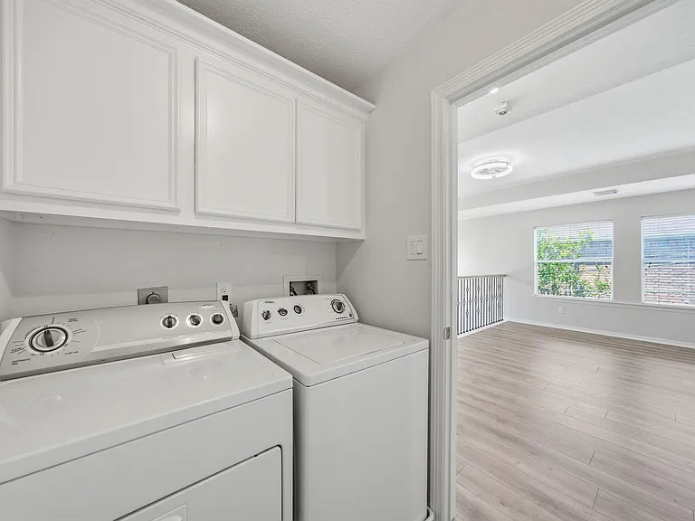 1413 Whispering Pines Dr #5 — Photo 20