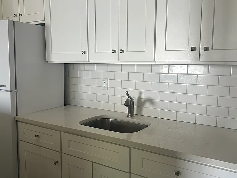Sweetfield Cir — Photo 2