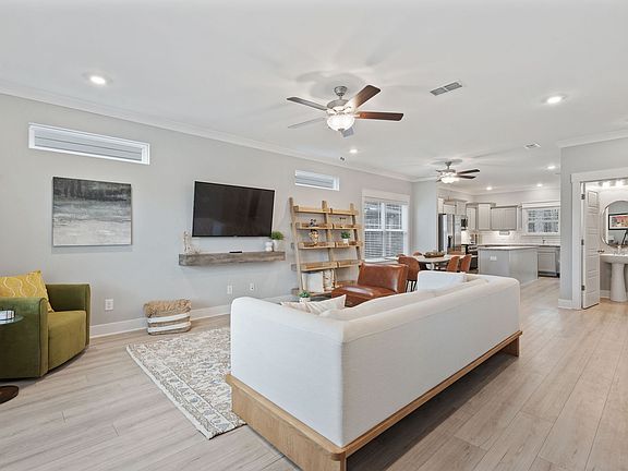 2nd image of 1454 Cotillion Dr