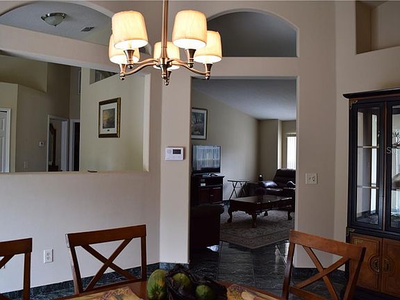 5th image of 2601 Huntington Ct