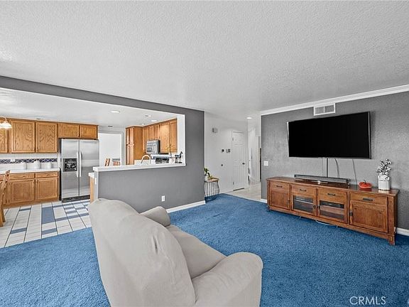 3rd image of 3303 Braemar Ln