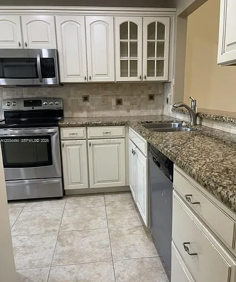 11160 SW 11th Pl #11160 — Photo 5