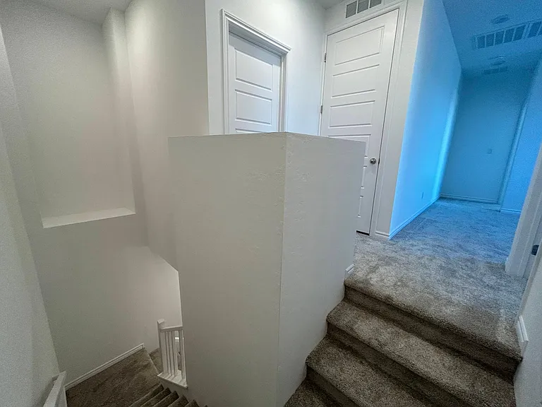 25 Barbara Ln #25 — Photo 11