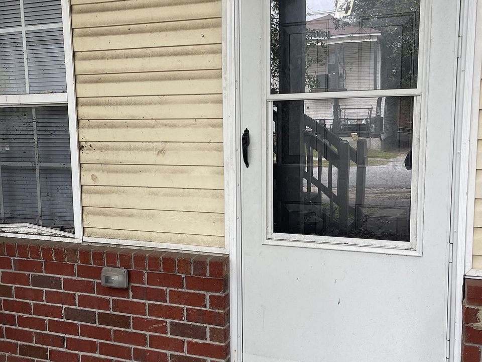 1st image of 1901 Success St #B4