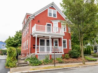 130 4th St FLOOR 3, Providence, RI 02906