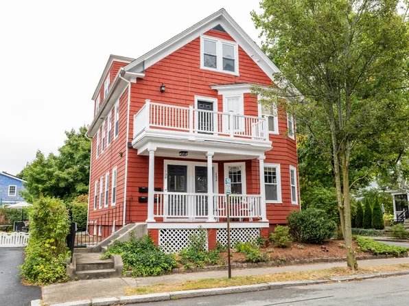 130 4th St Floor 3, Providence, RI 02906