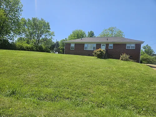 1308 Maple St Photo 1
