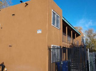 320 Grove St NE, Albuquerque, NM 87108