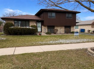4240 143rd St, Crestwood, IL 60418