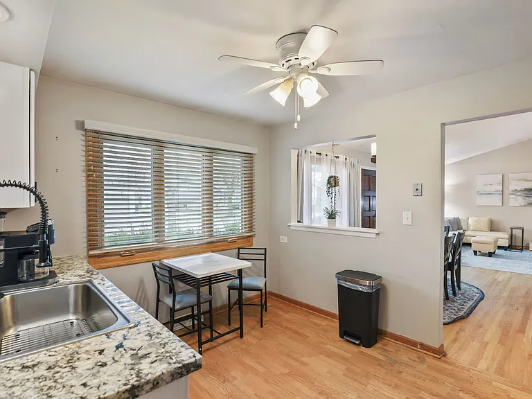 105 N Prindle Ave — Photo 15