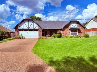 1010 Fir Dr, Van Buren, AR 72956