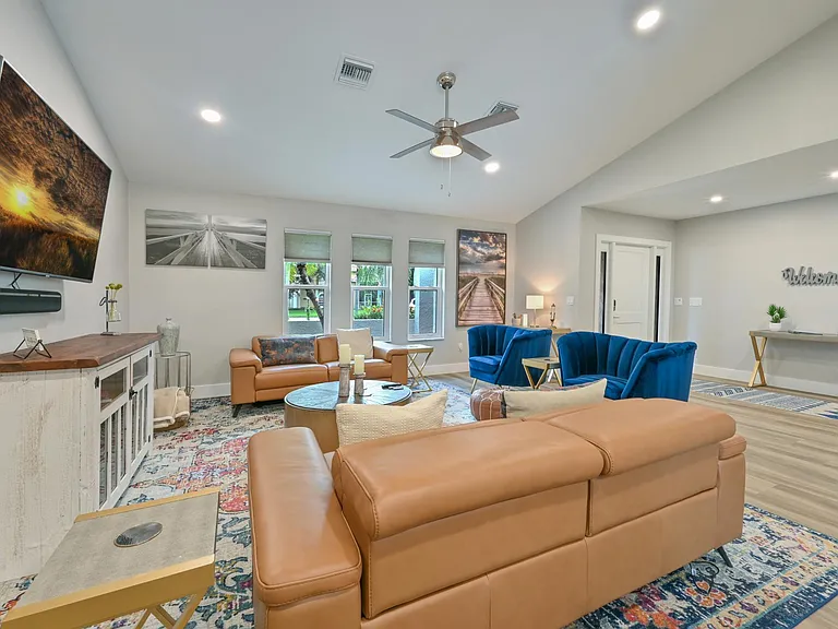 2305 Kings Lake Blvd — Photo 33