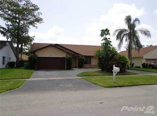 4920 NW 73rd Ave, Lauderhill, FL 33319