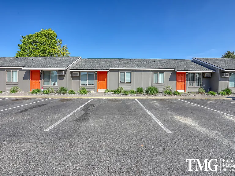 200 Waldron St — Photo 16