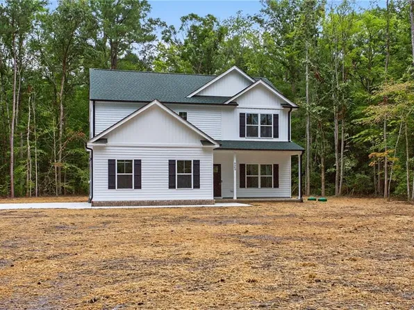 9560 Pineview Rd, Suffolk, VA 23437