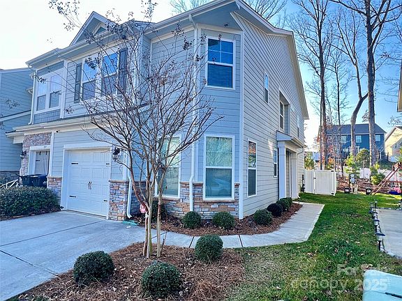 2nd image of 751 Little Bluestem Dr