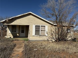 386 County Road 812, Sylvester, TX 79560